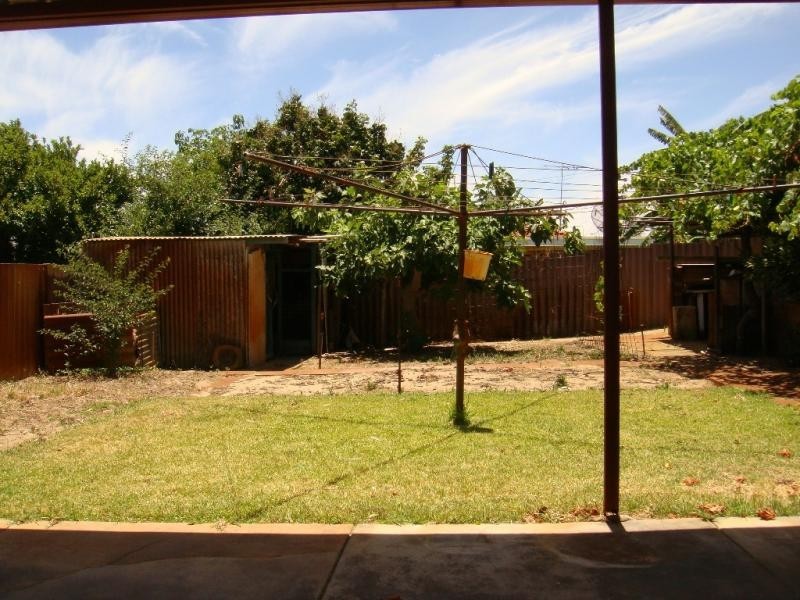 31 Lenham Way, Marangaroo WA 6064