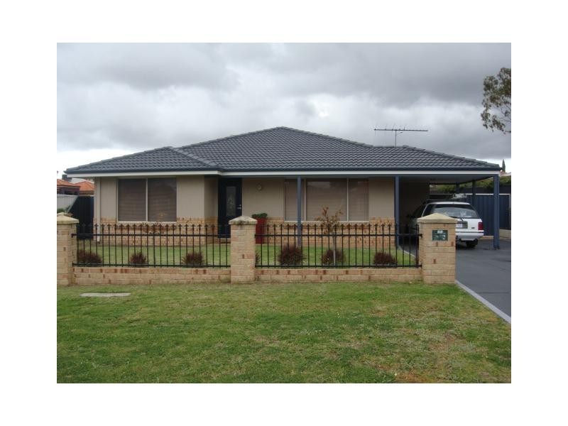 16 Picton Terrace, Alexander Heights WA 6064