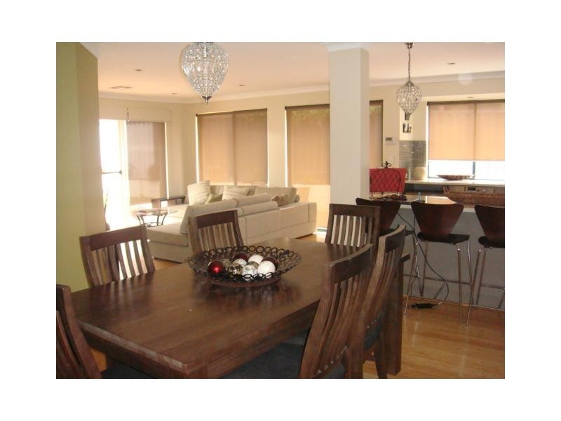 16 Picton Terrace, Alexander Heights WA 6064