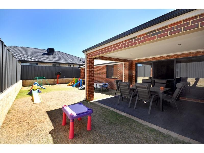 29 Beechwood Circle, Aveley WA 6069