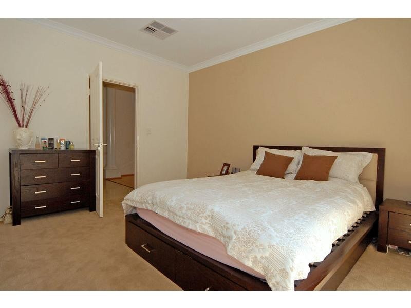 17 Balsam Mews, Aveley WA 6069