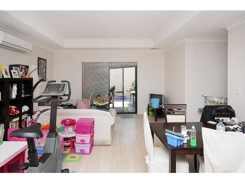 14B Montrose Street, Nollamara WA 6061