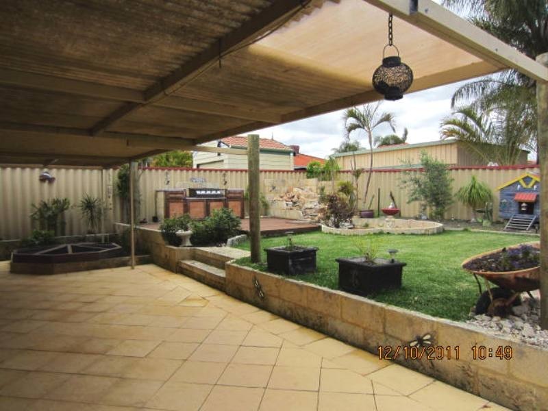 8 Speargrass Close, Alexander Heights WA 6064