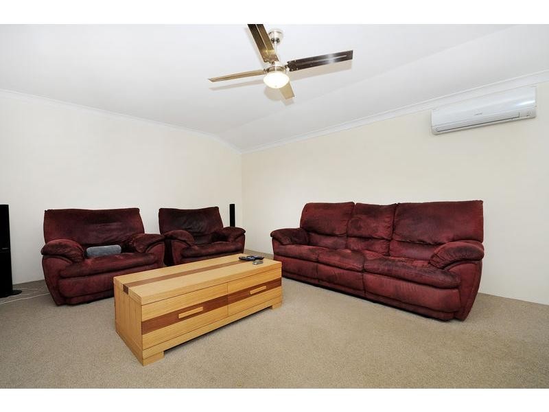 7 Benelli Place, Alexander Heights WA 6064