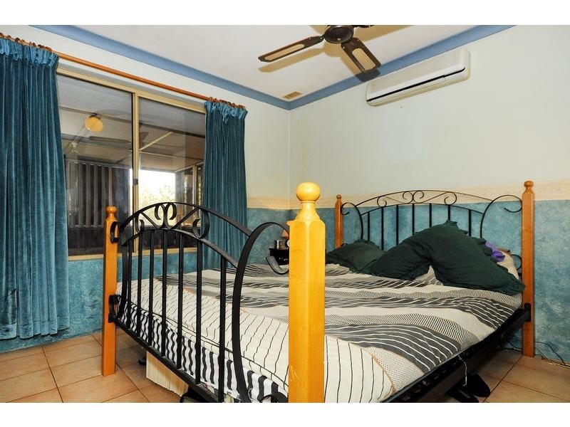 7 Benelli Place, Alexander Heights WA 6064