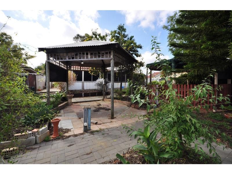 7 Benelli Place, Alexander Heights WA 6064