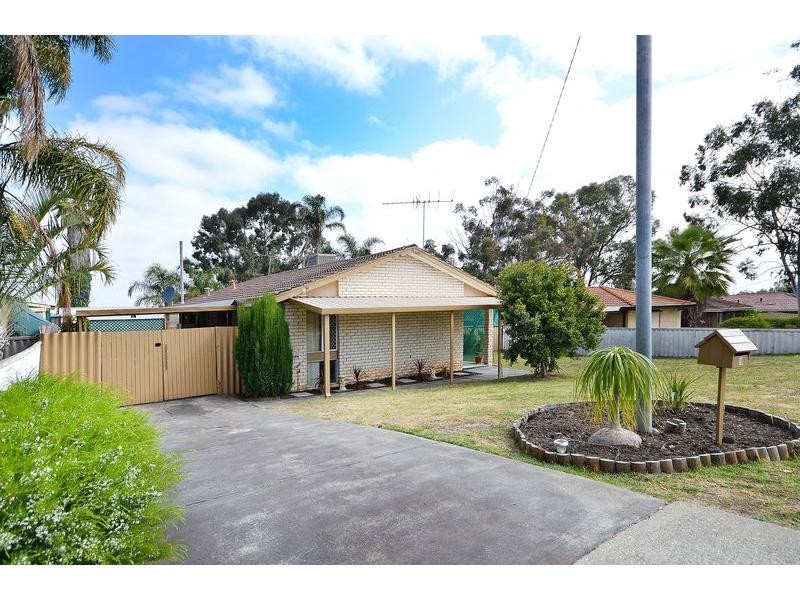 16 Binstead Court, Koondoola WA 6064