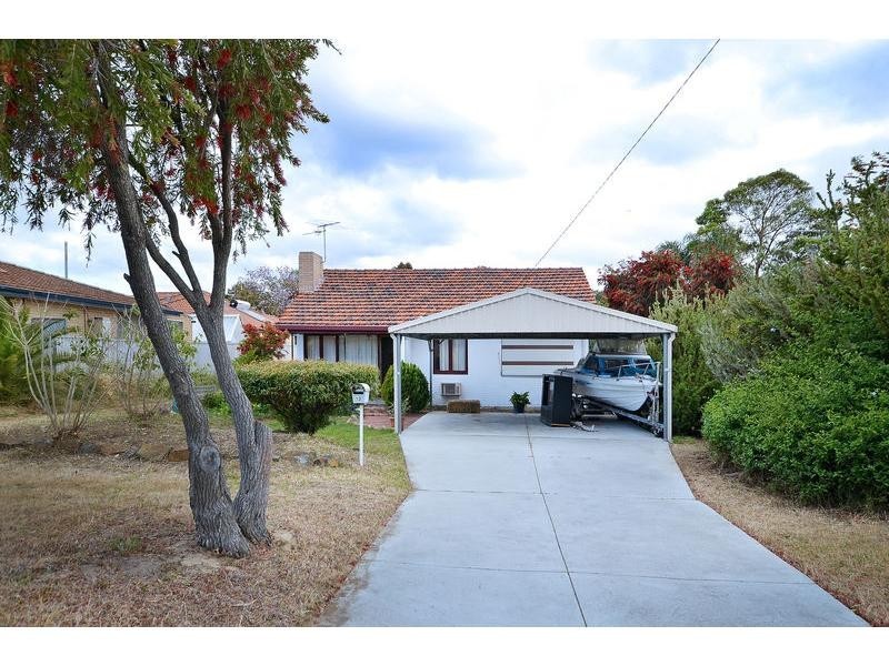 12 Grinstead Way, Balga WA 6061