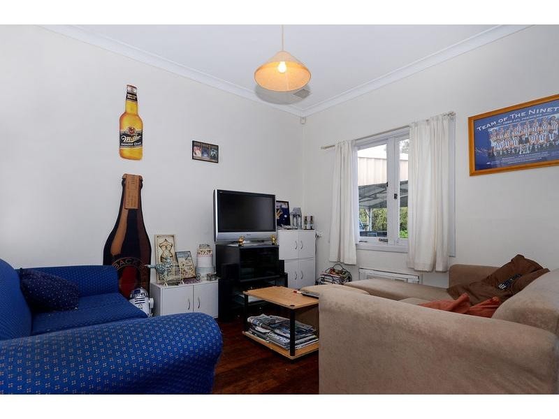 12 Grinstead Way, Balga WA 6061