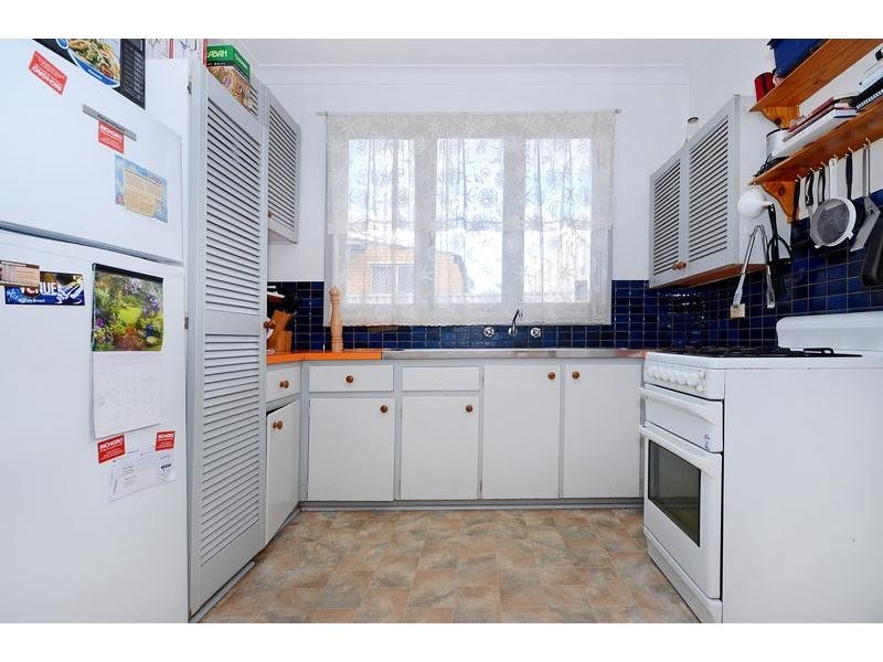 12 Grinstead Way, Balga WA 6061