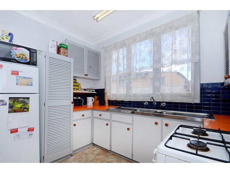 12 Grinstead Way, Balga WA 6061
