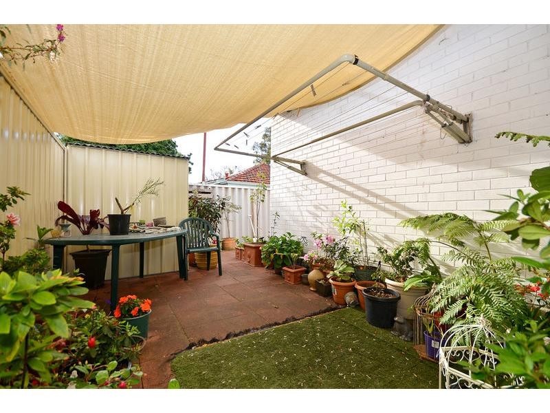 12 Grinstead Way, Balga WA 6061