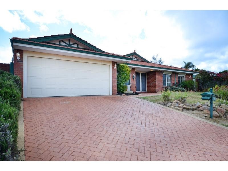34 Bermuda Drive, Ballajura WA 6066