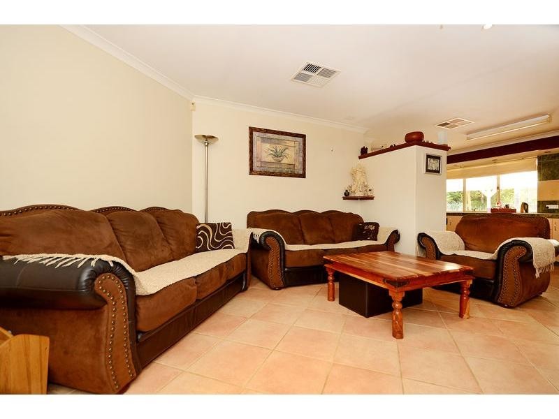 34 Bermuda Drive, Ballajura WA 6066