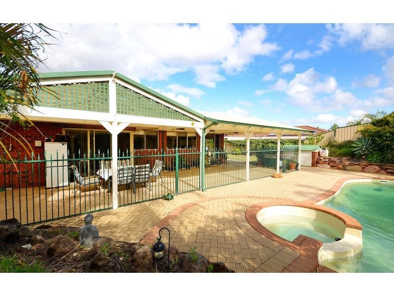 34 Bermuda Drive, Ballajura WA 6066