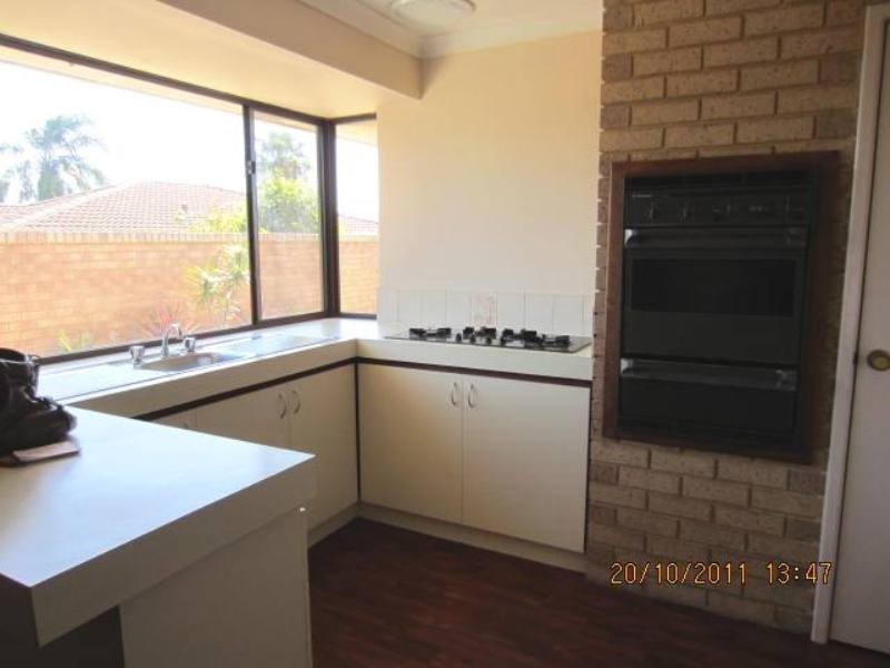 10B Kilkenny Place, Marangaroo WA 6064