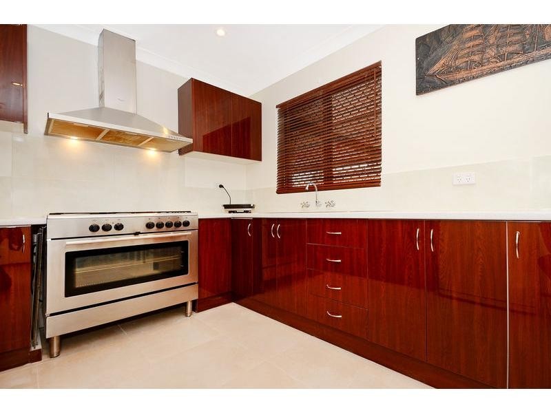 34 Curtis Way, Girrawheen WA 6064