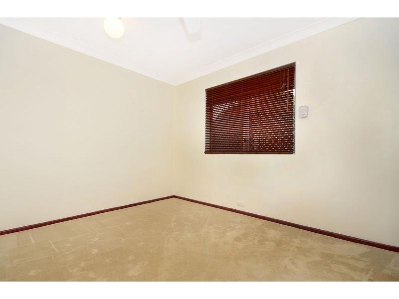 34 Curtis Way, Girrawheen WA 6064