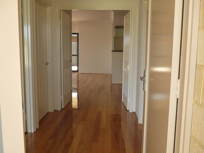 8 Atoll End, Aveley WA 6069