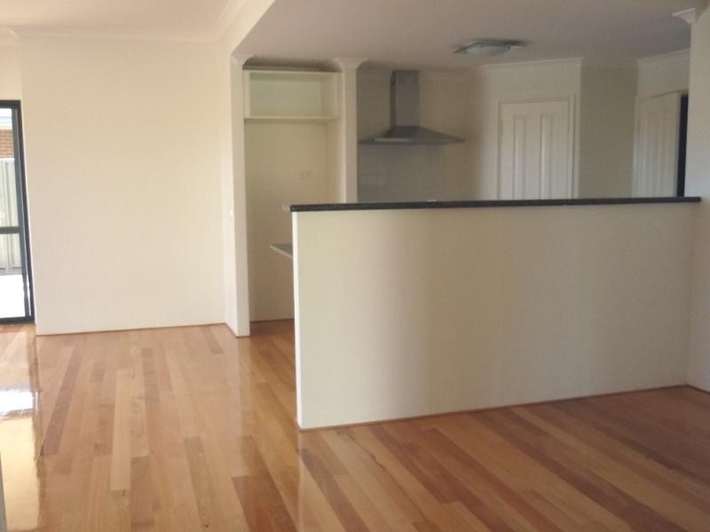8 Atoll End, Aveley WA 6069
