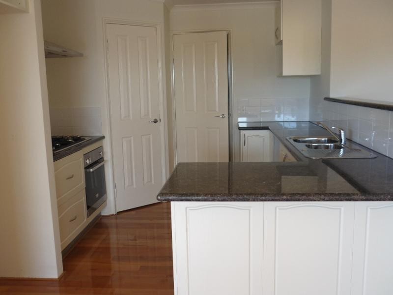 8 Atoll End, Aveley WA 6069