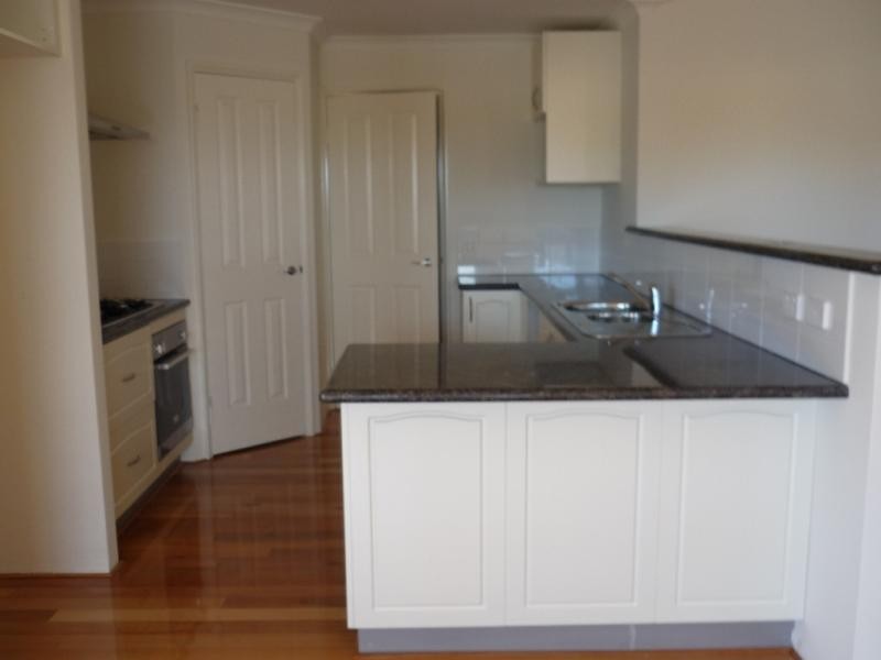 8 Atoll End, Aveley WA 6069
