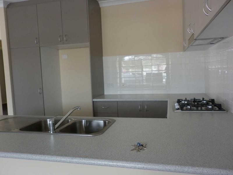 1 Gibb Crescent, Westminster WA 6061