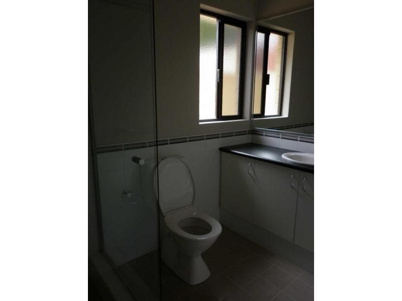 1 Gibb Crescent, Westminster WA 6061