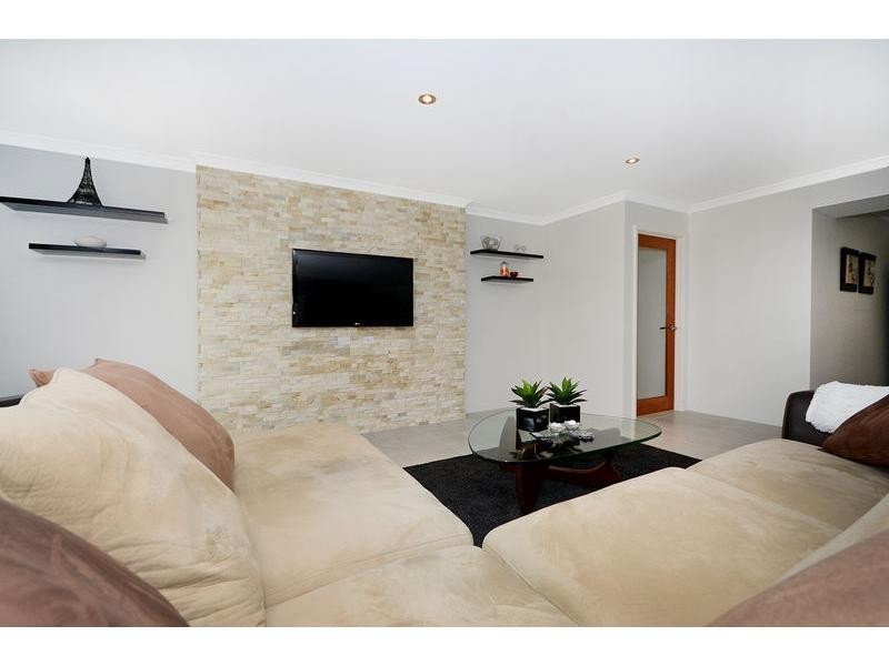 35 Marginson Drive, Landsdale WA 6065