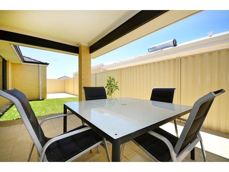 35 Marginson Drive, Landsdale WA 6065