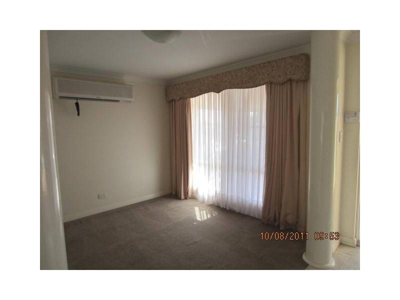 7 Tarakan Heights, Marangaroo WA 6064