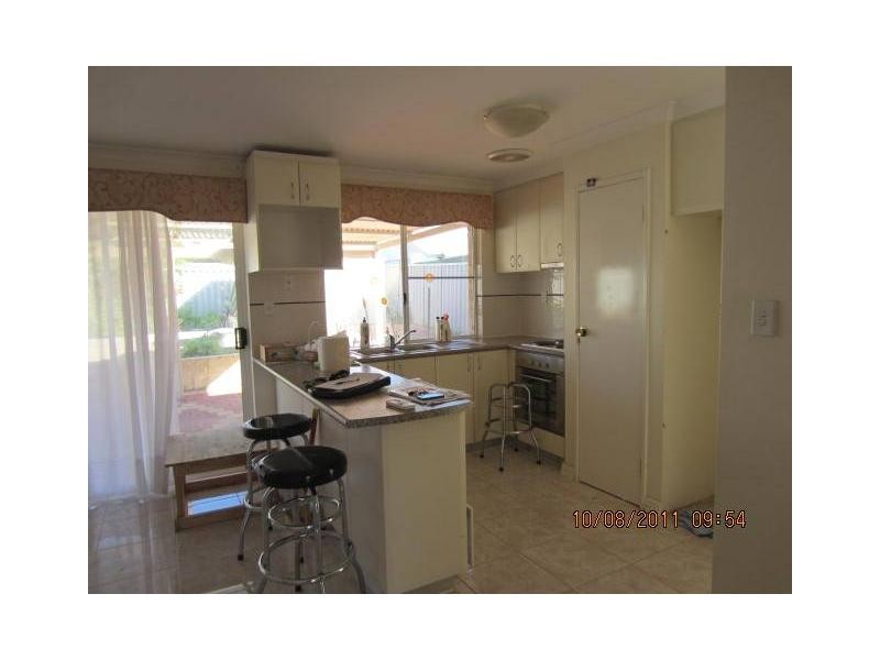 7 Tarakan Heights, Marangaroo WA 6064