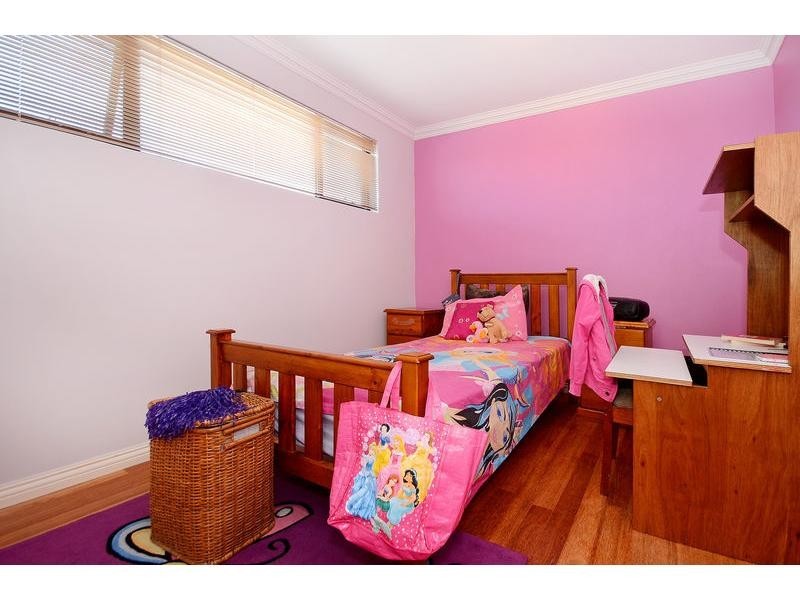 11 Idaho Court, Landsdale WA 6065