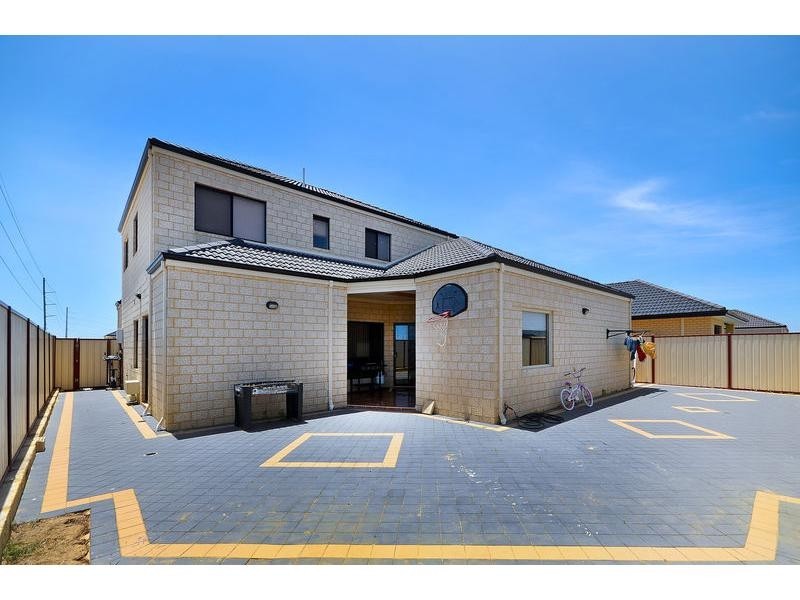 11 Idaho Court, Landsdale WA 6065