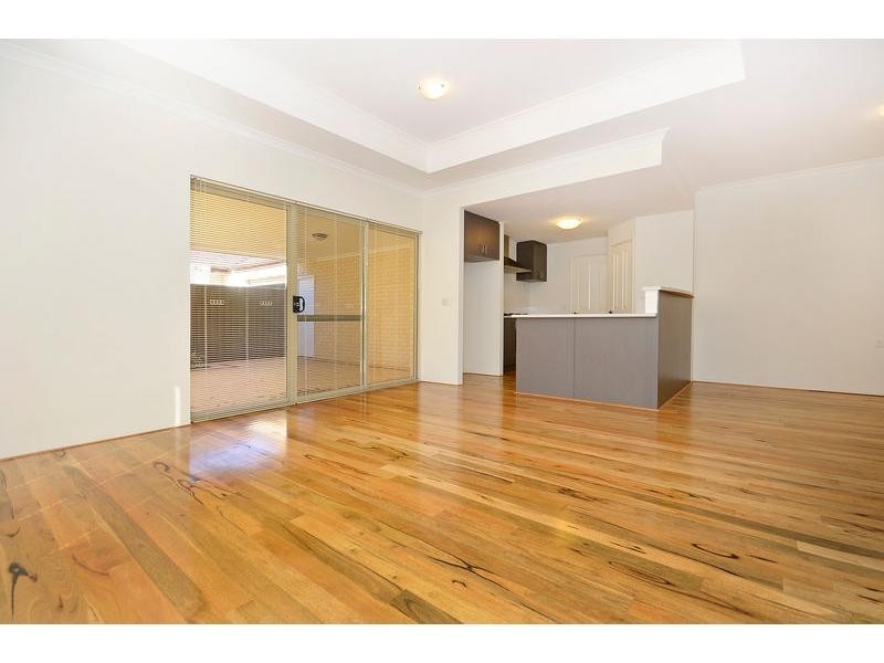 9 Koroit Way, Aveley WA 6069