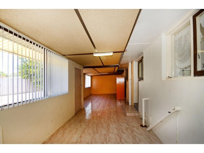 74 Allinson Drive, Girrawheen WA 6064