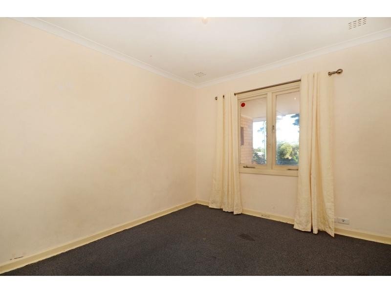 74 Allinson Drive, Girrawheen WA 6064