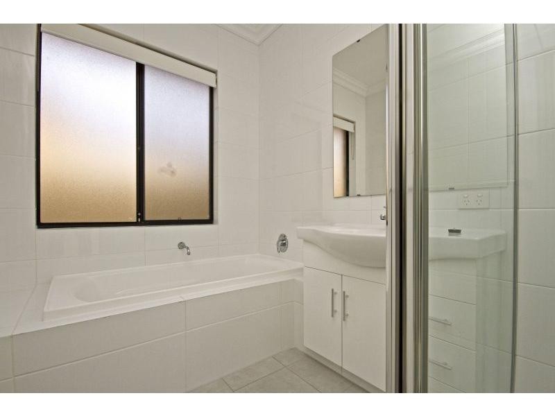 105A Hayes Avenue, Yokine WA 6060