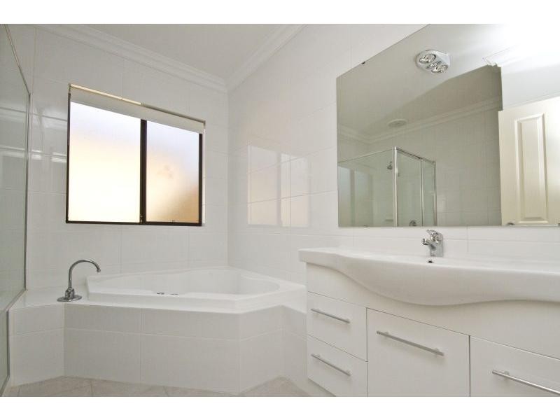 105A Hayes Avenue, Yokine WA 6060