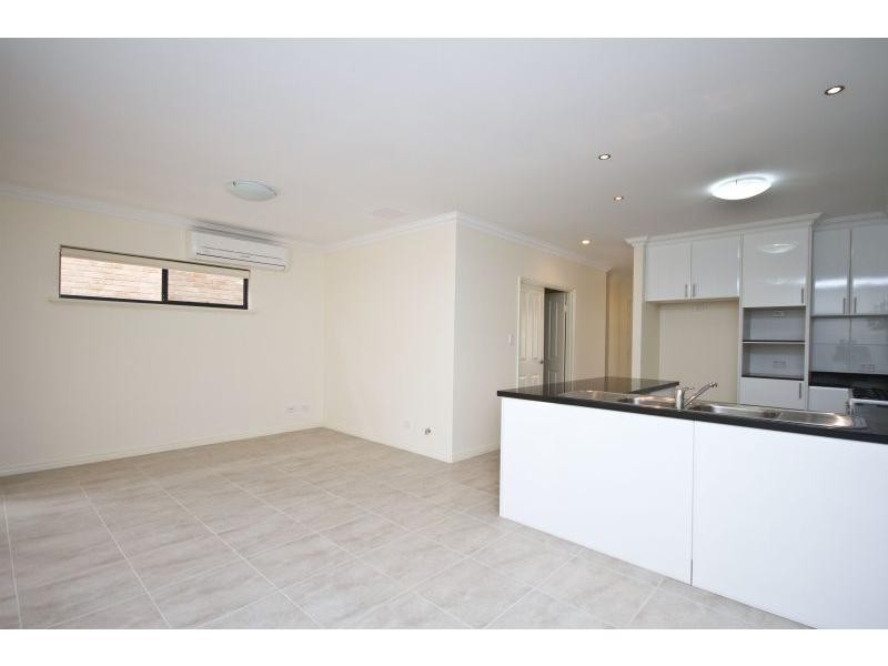 105D Hayes Avenue, Yokine WA 6060