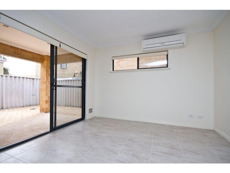 105D Hayes Avenue, Yokine WA 6060