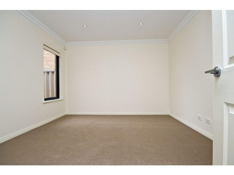 105D Hayes Avenue, Yokine WA 6060