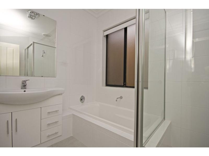 105D Hayes Avenue, Yokine WA 6060