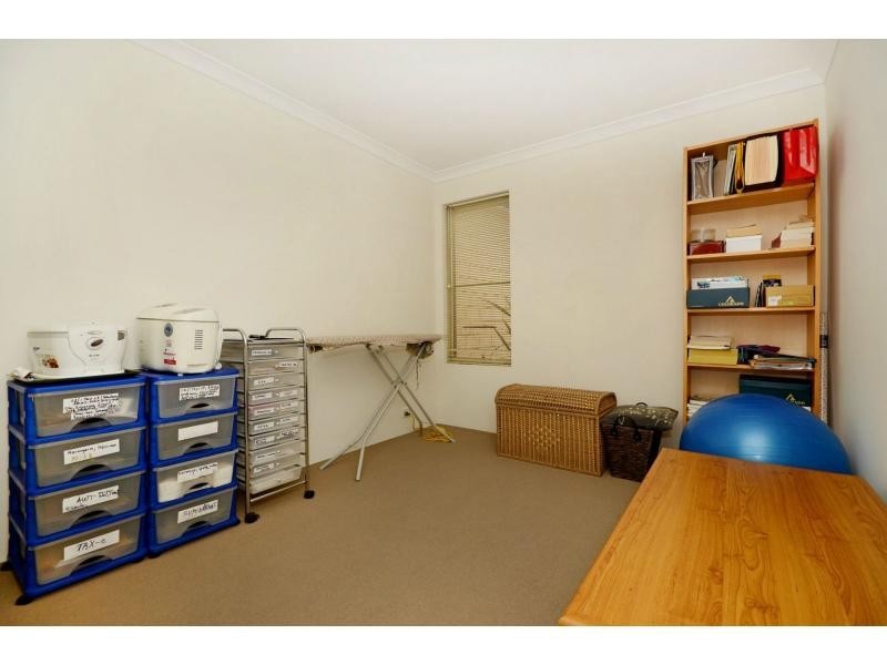 2/1 Tolj Loop, Aveley WA 6069