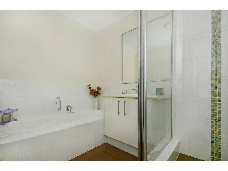 2/1 Tolj Loop, Aveley WA 6069