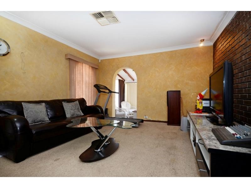 21 Gabell Way, Koondoola WA 6064