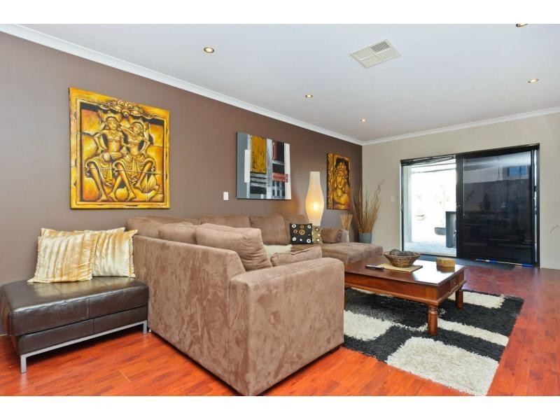 57 Hookstone Drive, Landsdale WA 6065