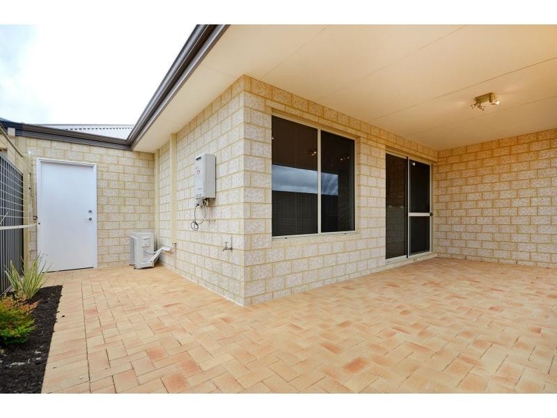 1 Ollave Circuit, Aveley WA 6069
