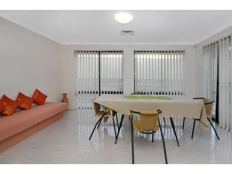 7 McNamara Place, Marangaroo WA 6064