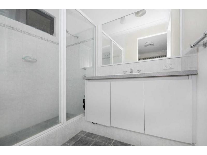 7 McNamara Place, Marangaroo WA 6064